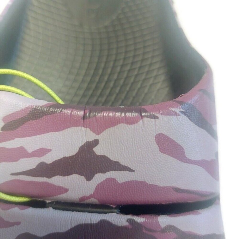 OOFOS Ooahh Limited Recovery Slide Womens Size 5 Pool Sandal Purple Camo - Picture 3 of 11
